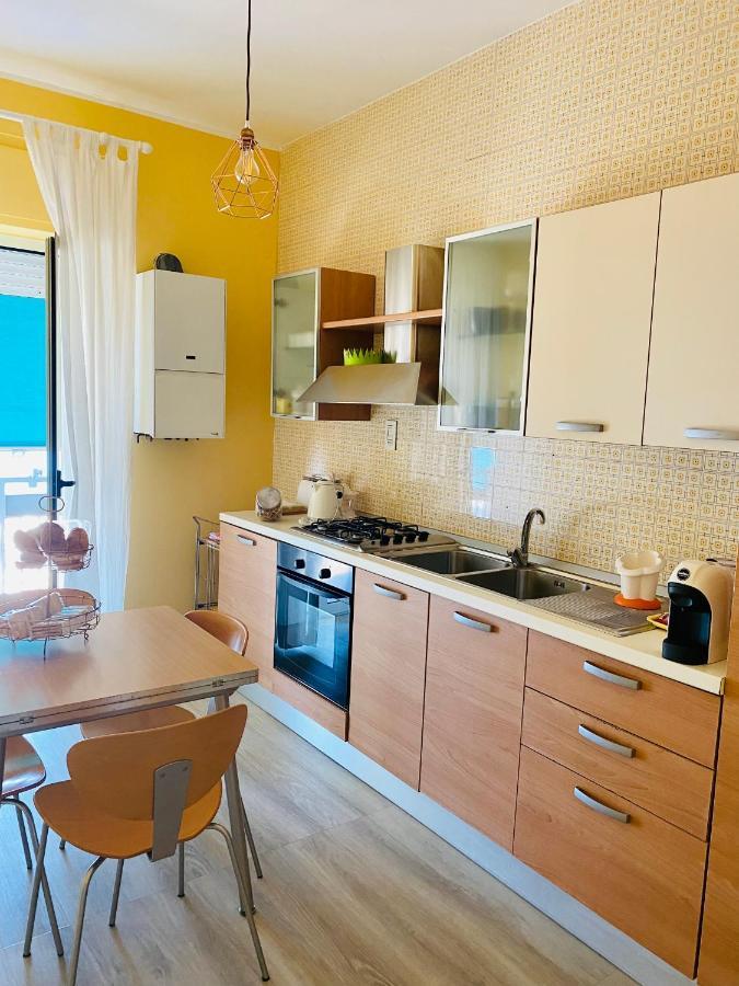 Vista Mare Apartment Crotone Exterior photo